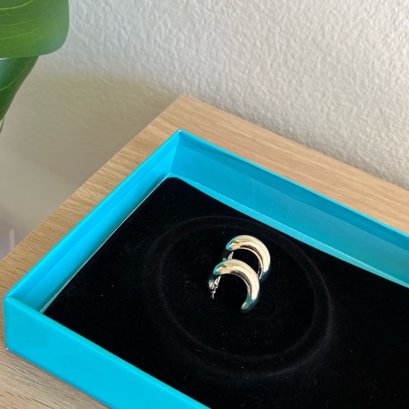 Gold Chunky Hoop Earrings - Modern Contemporary Gold Chunky Earrings - Picture 4 of 5